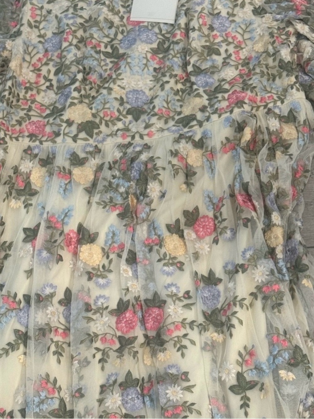Mac Duggal Cream Floral Embroidered Long Sleeve Dress Size 20 - Picture 6 of 6